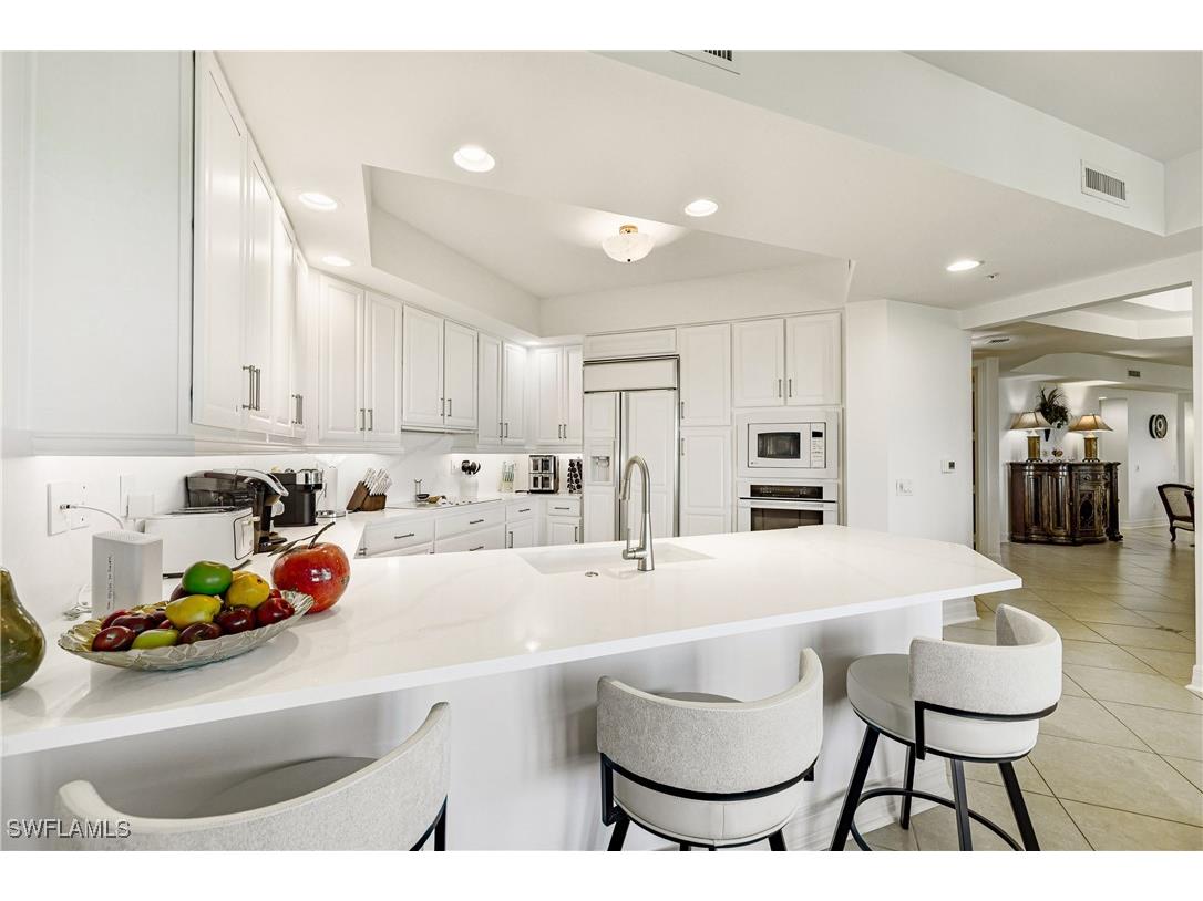 295 Grande Way #505 Naples FL 34110 225074783 image1