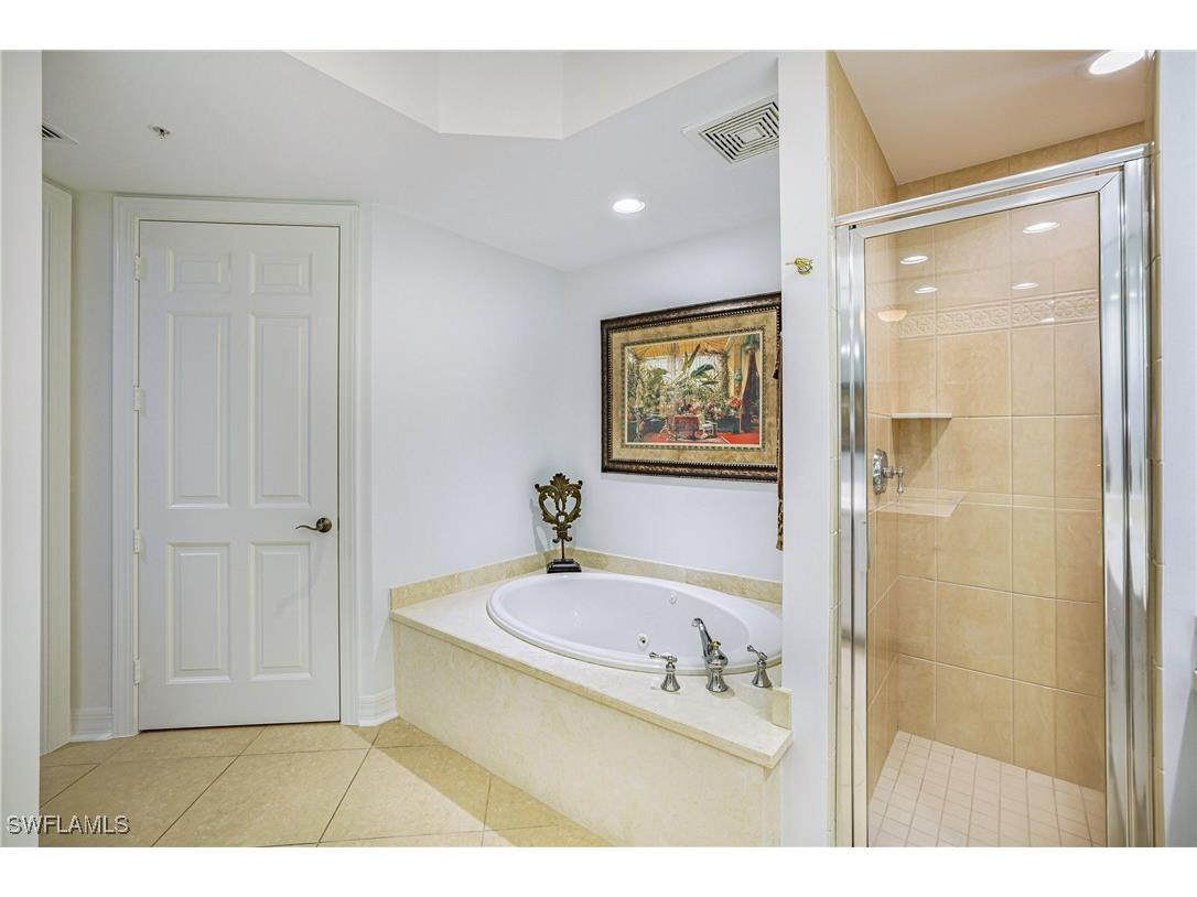 295 Grande Way #505 Naples FL 34110 225074783 image11