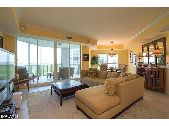 295 Grande Way #1006 Naples FL 34110 226019053 image2