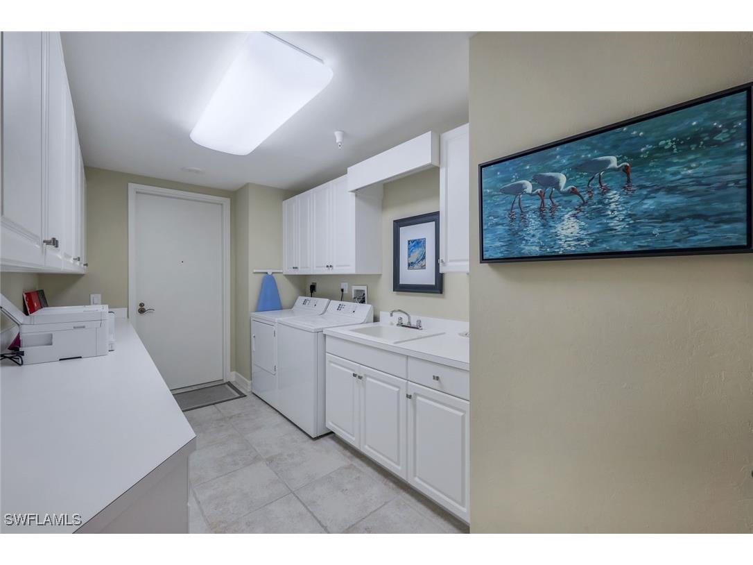 295 Grande Way #1202 Naples FL 34110 226000167 image29