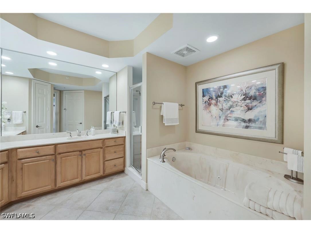 295 Grande Way #1202 Naples FL 34110 226019069 image19