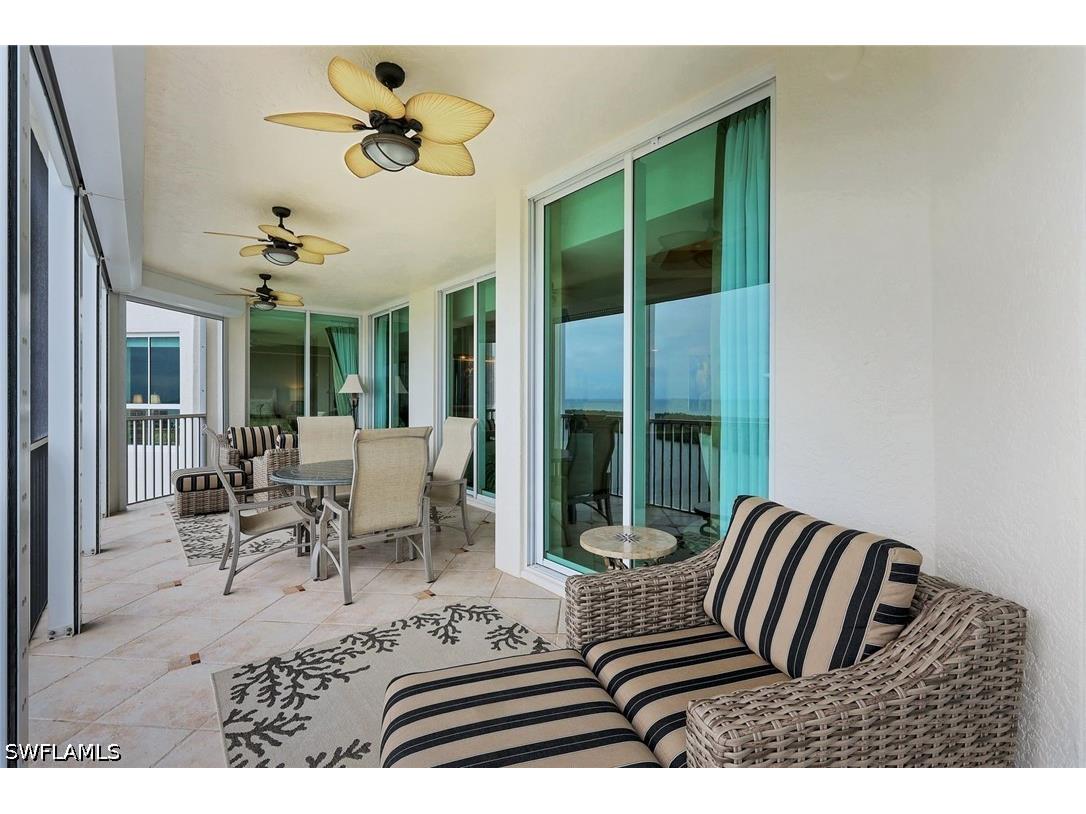 295 Grande Way #1202 Naples FL 34110 226019069 image25