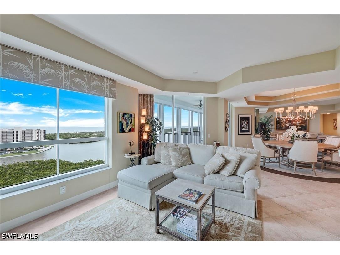 295 Grande Way #1202 Naples FL 34110 226019069 image5