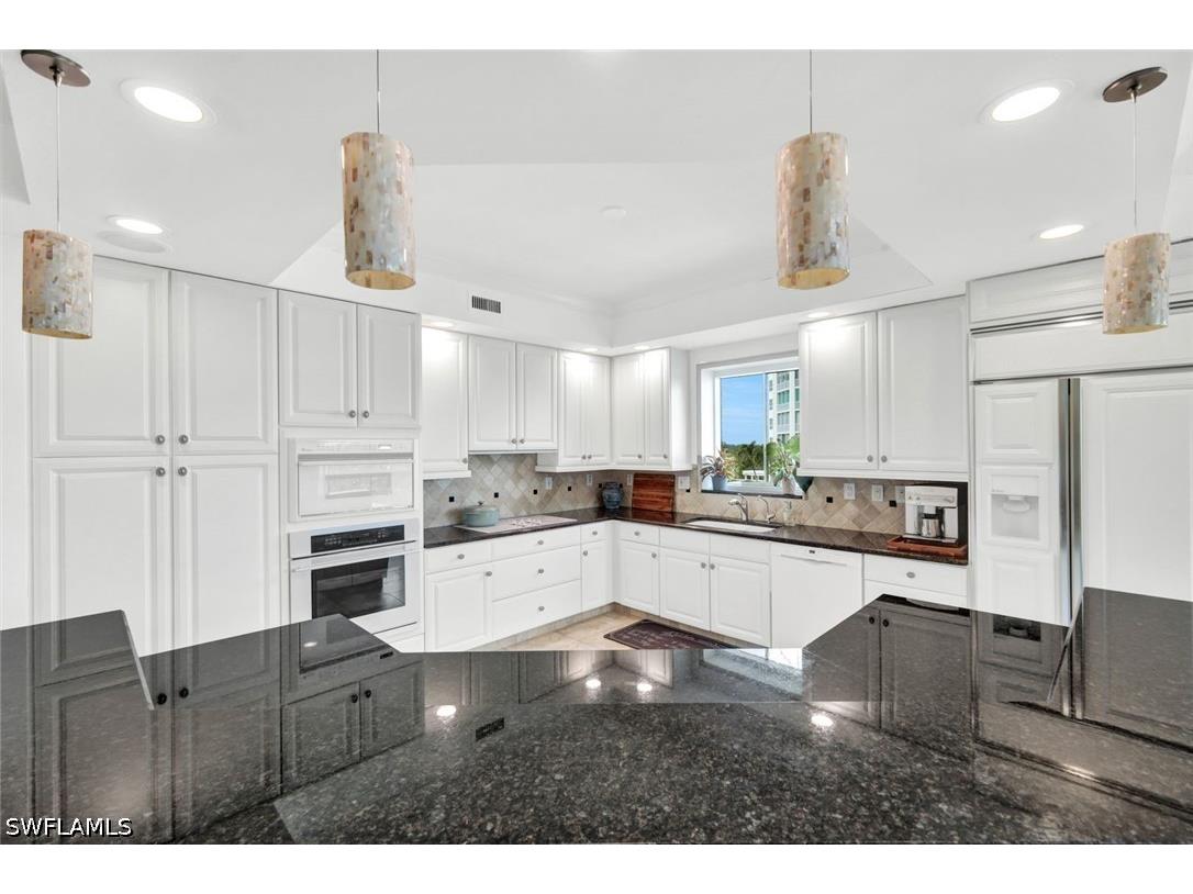 295 Grande Way #306 Naples FL 34110 226016680 image10
