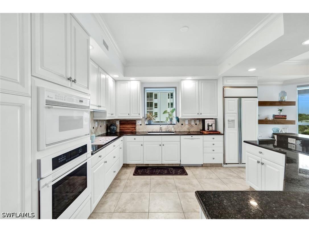 295 Grande Way #306 Naples FL 34110 226016680 image12