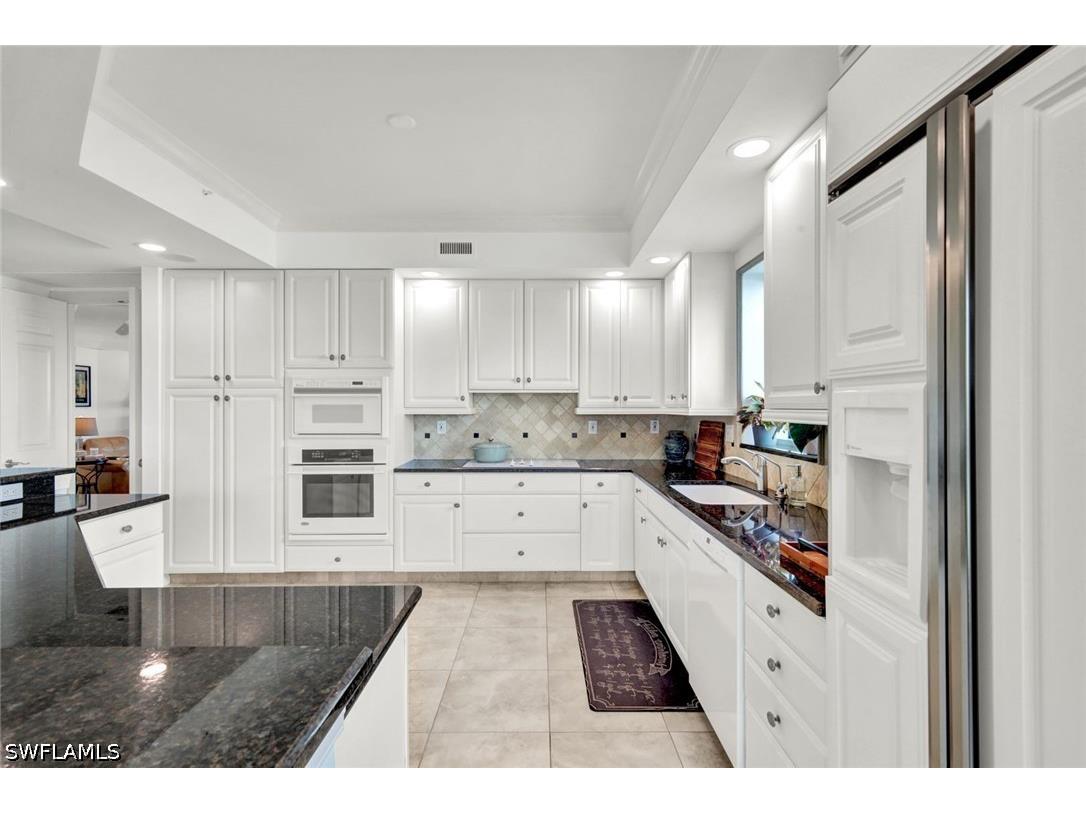 295 Grande Way #306 Naples FL 34110 226016680 image13