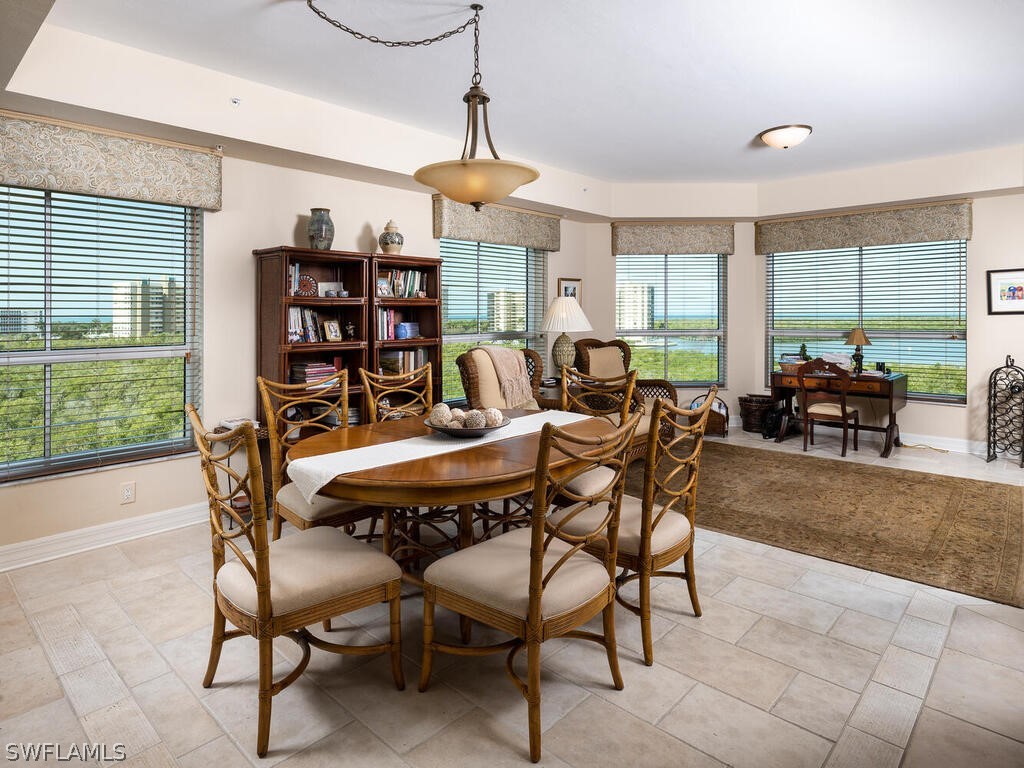 295 Grande Way #401 Naples FL 34110 226009466 image4