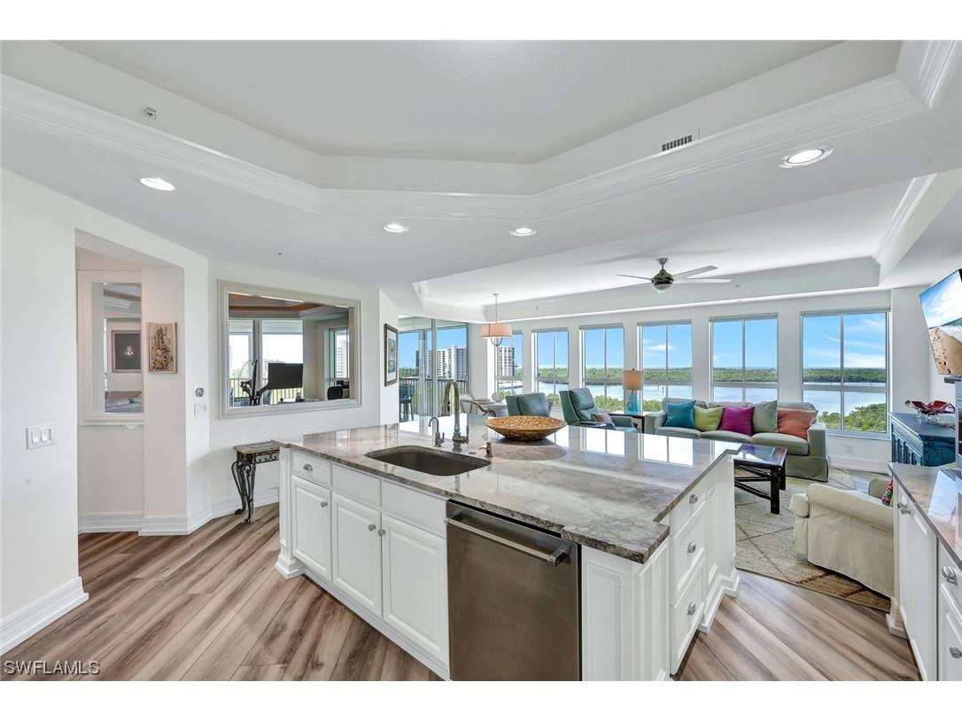 295 Grande Way #403 Naples FL 34110 223050139 image1