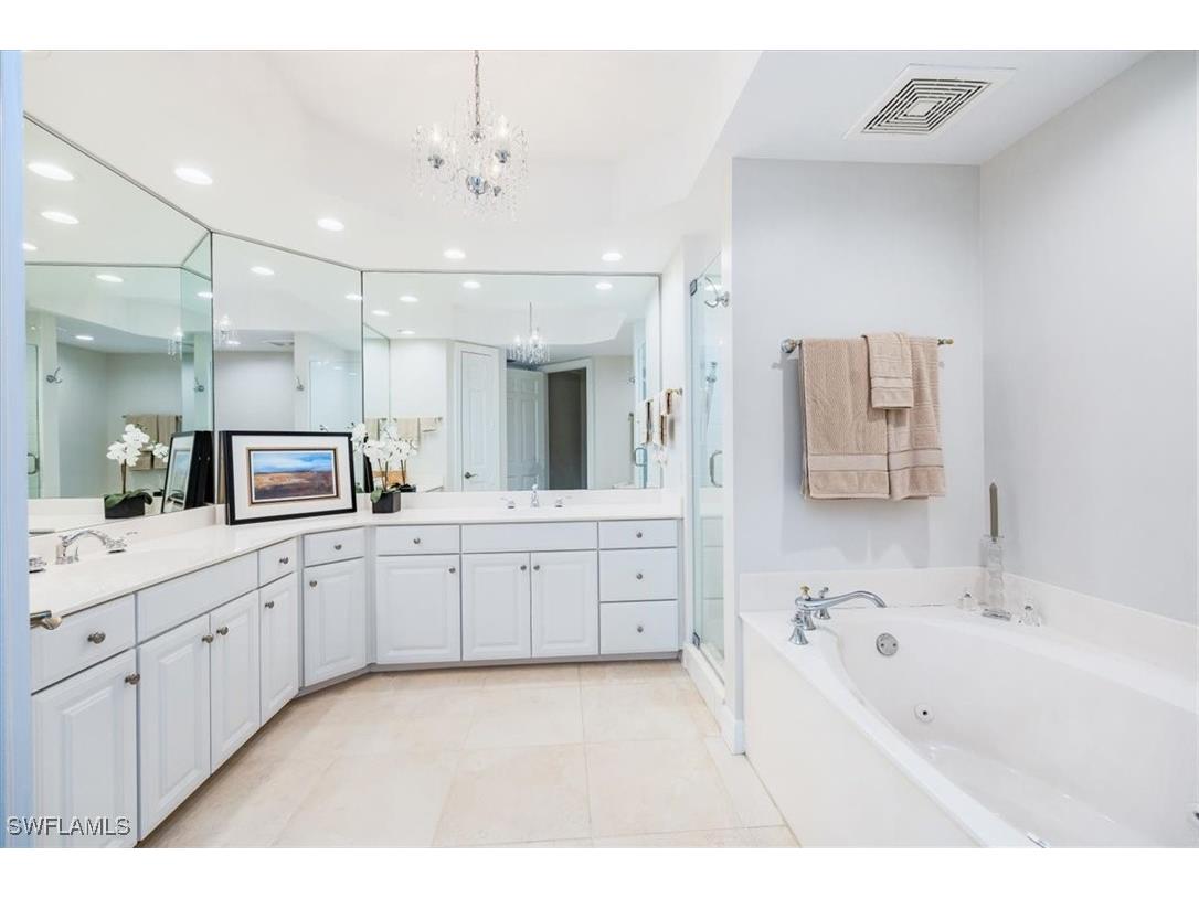 295 Grande Way #702 Naples FL 34110 225079851 image16