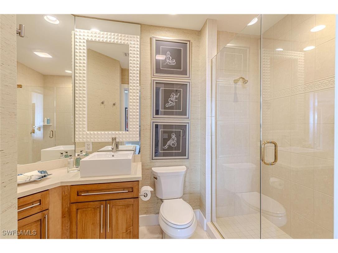 295 Grande Way #PH-2 Naples FL 34110 226005494 image25