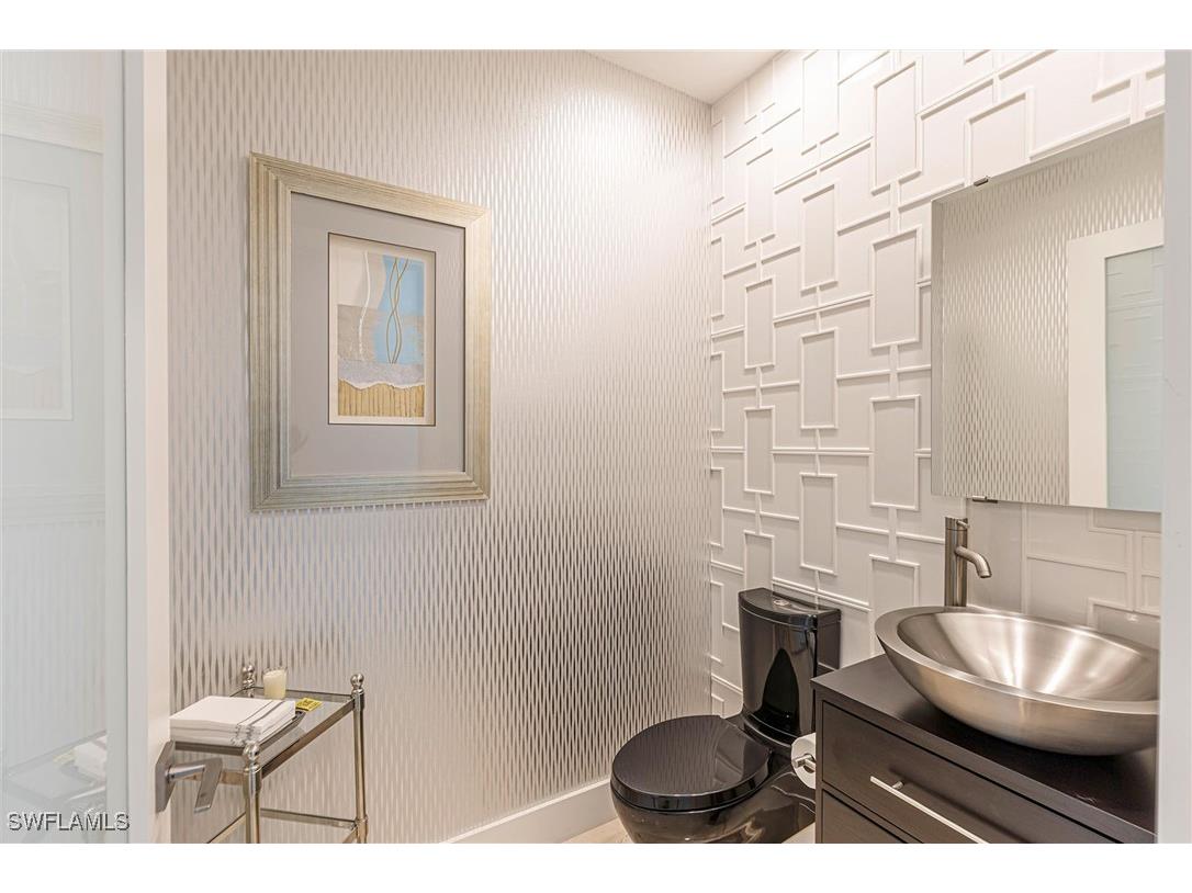 295 Grande Way #PH-2 Naples FL 34110 226005494 image33