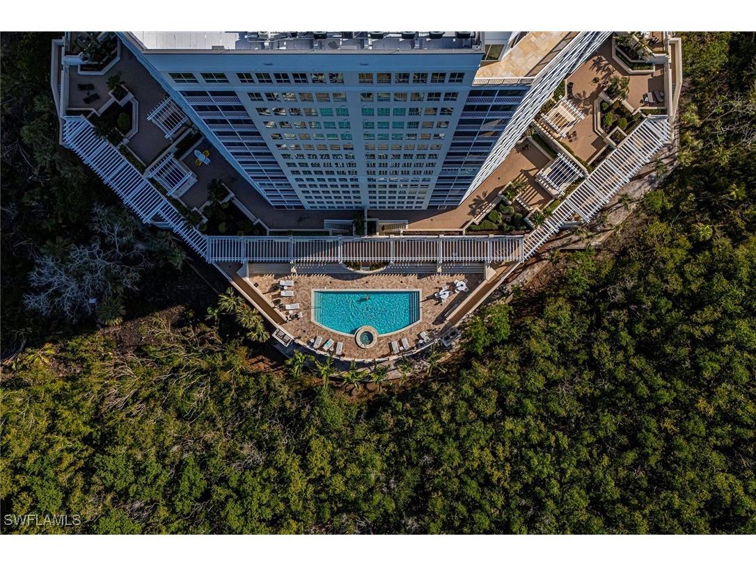 295 Grande Way #PH-2 Naples FL 34110 226005494 image39