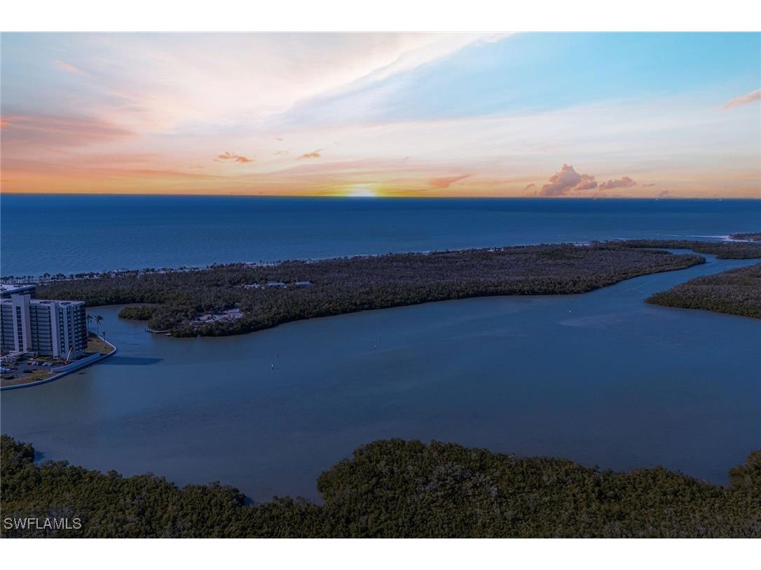 295 Grande Way #PH-2 Naples FL 34110 226005494 image45