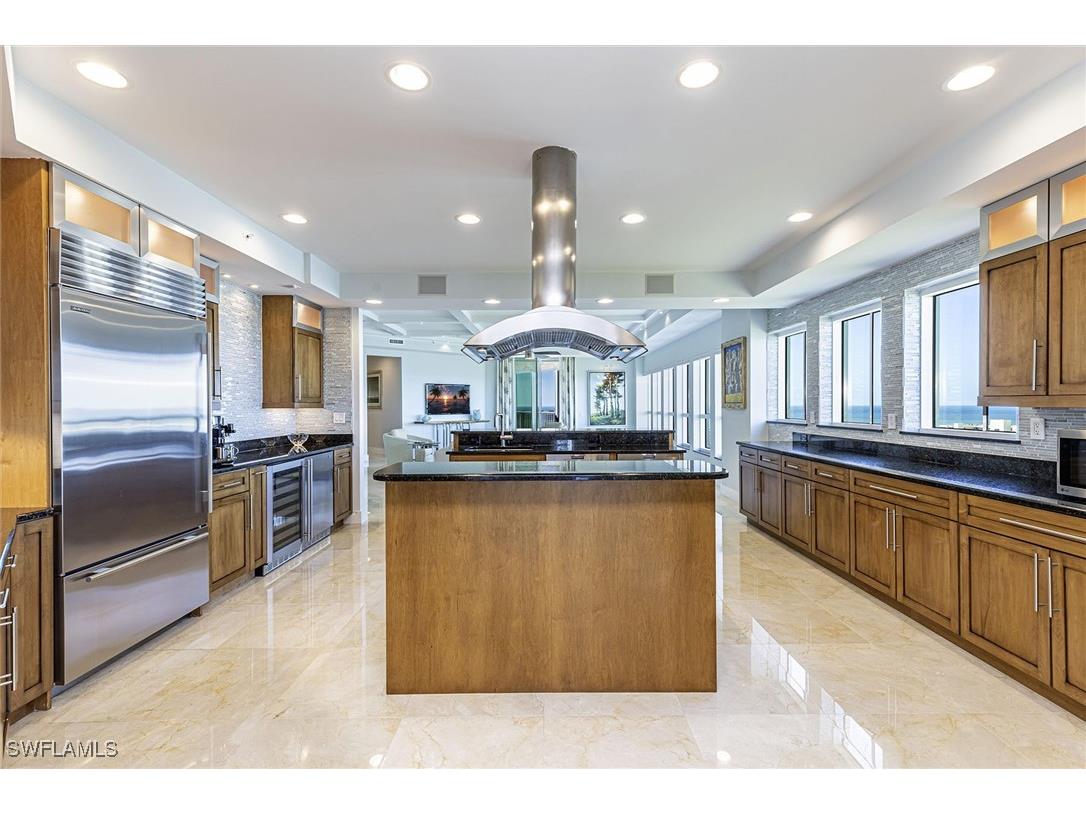 295 Grande Way #PH-2 Naples FL 34110 226005494 image7