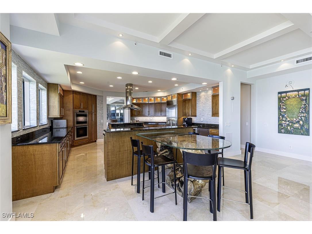 295 Grande Way #PH-2 Naples FL 34110 226005494 image8