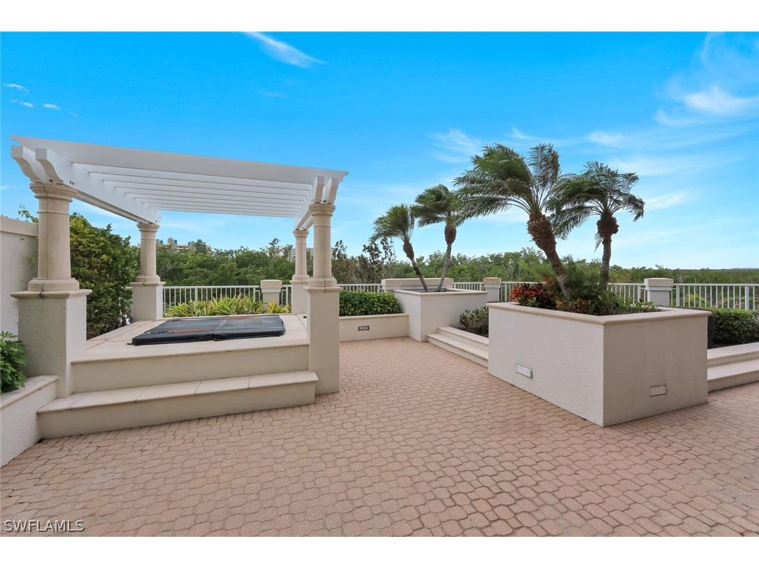 295 Grande Way #T 03 Naples FL 34110 226012491 image37