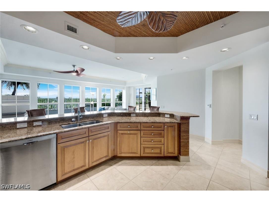 295 Grande Way #T-04 Naples FL 34110 226025746 image10