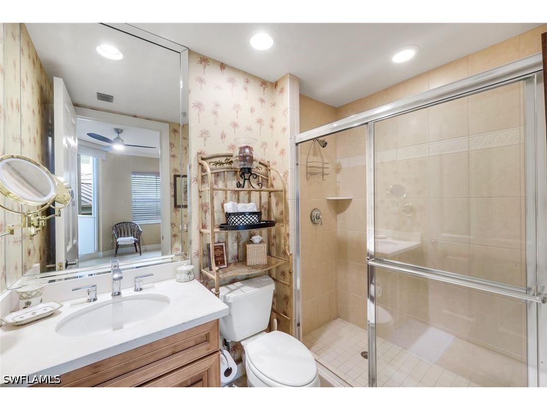 295 Grande Way #T-04 Naples FL 34110 226025746 image19