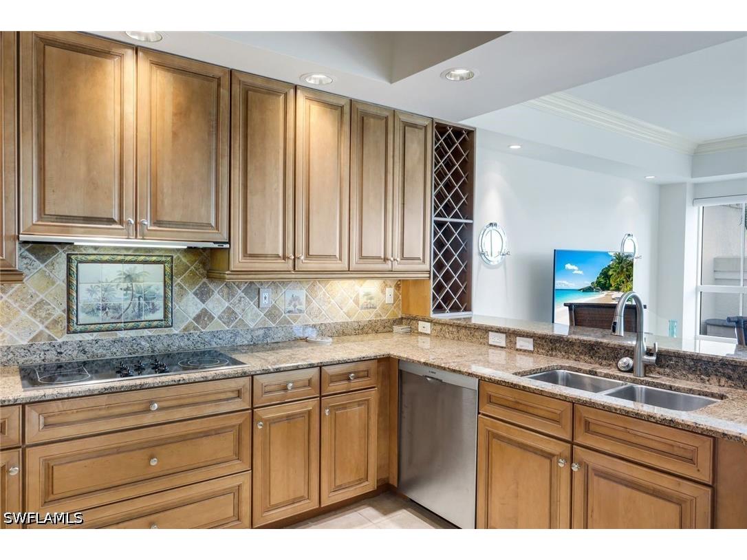 295 Grande Way #T-04 Naples FL 34110 226025746 image9