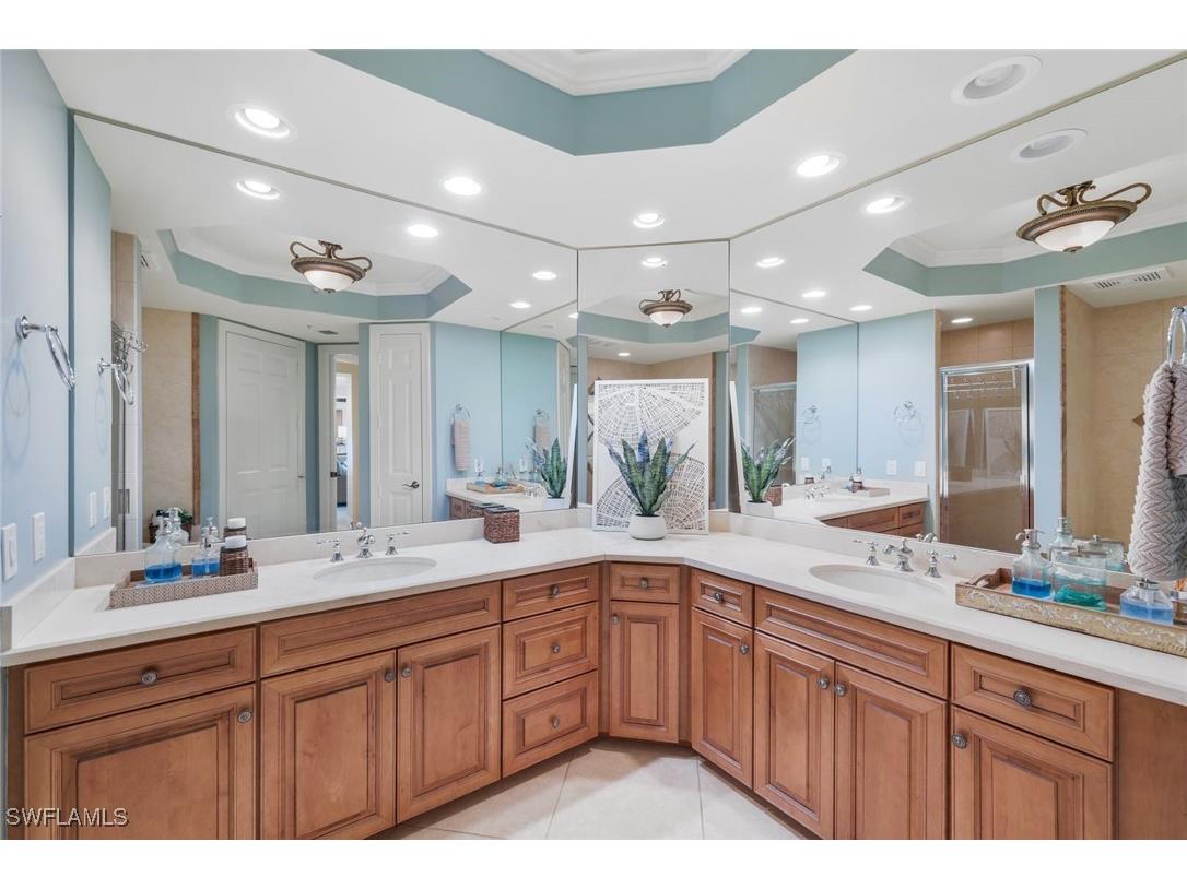 295 Grande Way #T-05 Naples FL 34110 226000677 image19