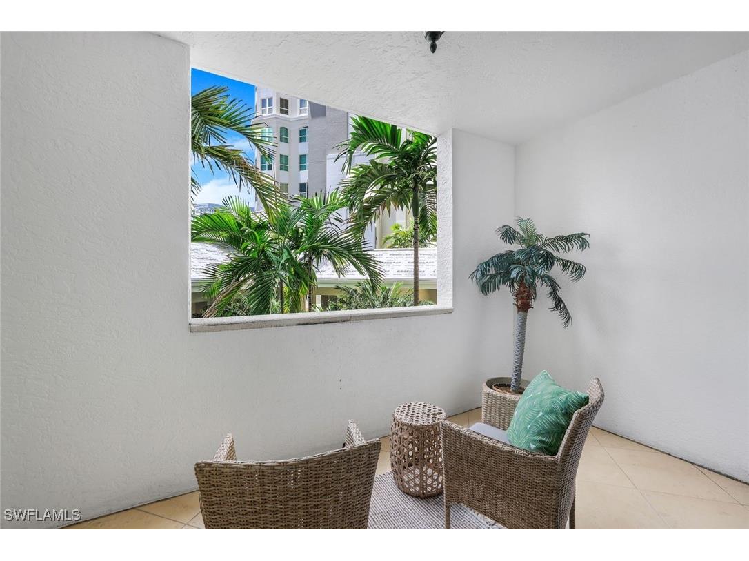 295 Grande Way #T-05 Naples FL 34110 226000677 image24