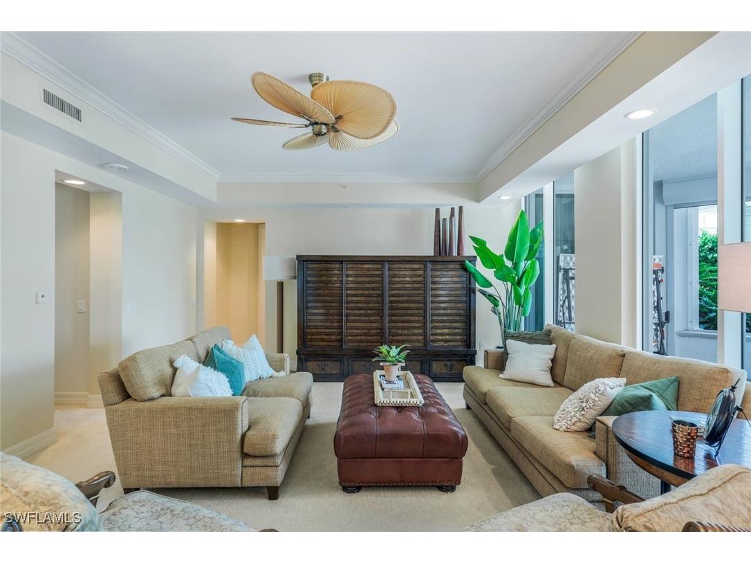 295 Grande Way #T-05 Naples FL 34110 226000677 image6