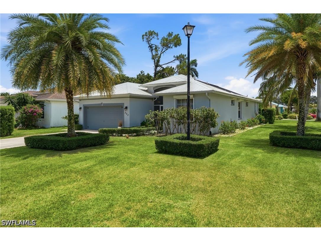 295 Stanhope Circle Naples FL 34104 226025417 image3