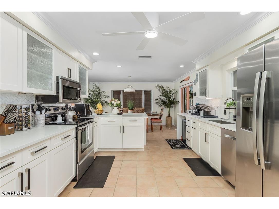 2950 Coach House Lane Naples FL 34105 226018447 image19