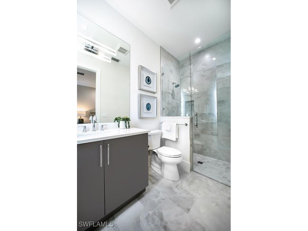 2950 Coco Lakes Way Naples FL 34105 225061938 image22