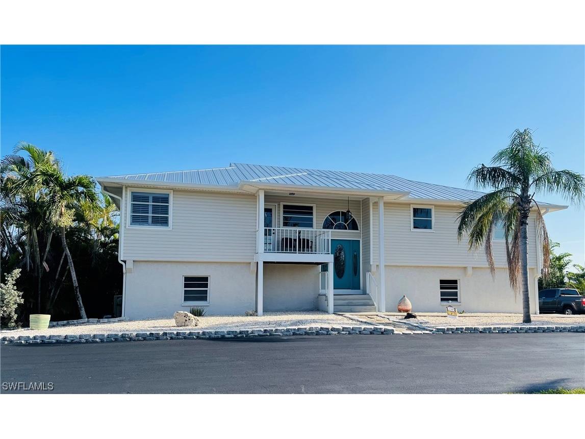 2952 Buttonwood Key Court Saint James City FL 33956 223025095 image1