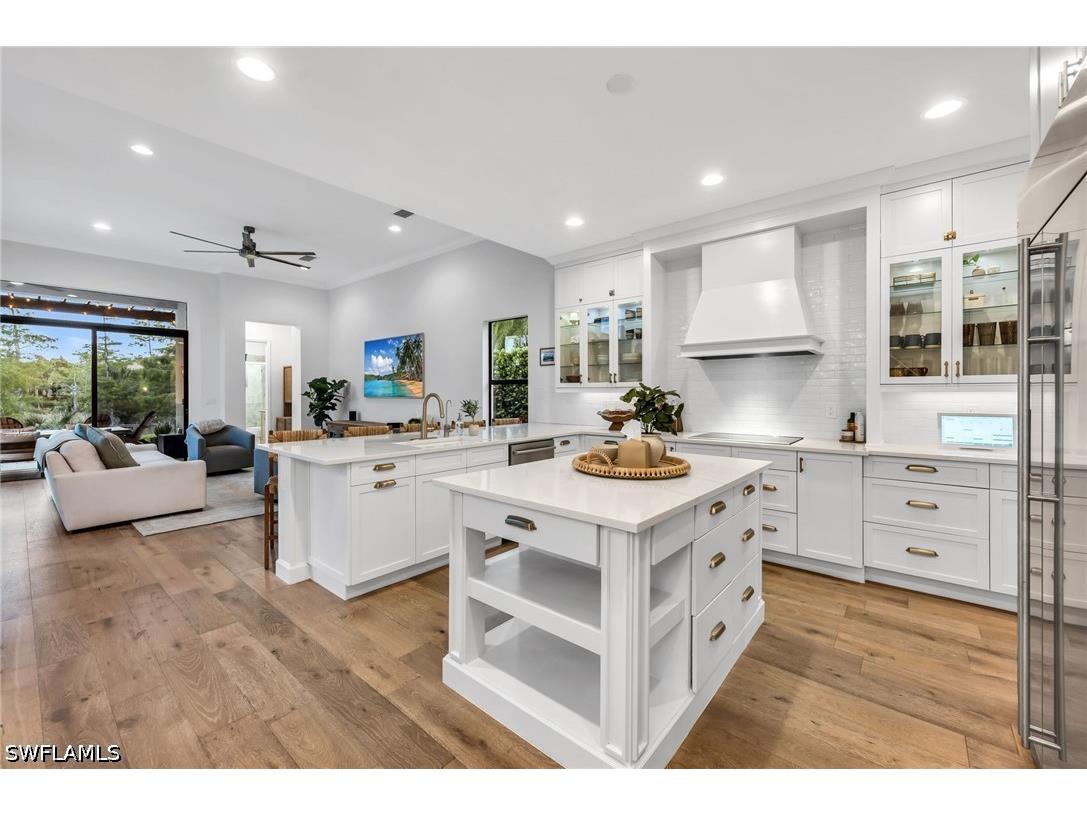 2954 Cinnamon Bay Circle Naples FL 34119 226022763 image2