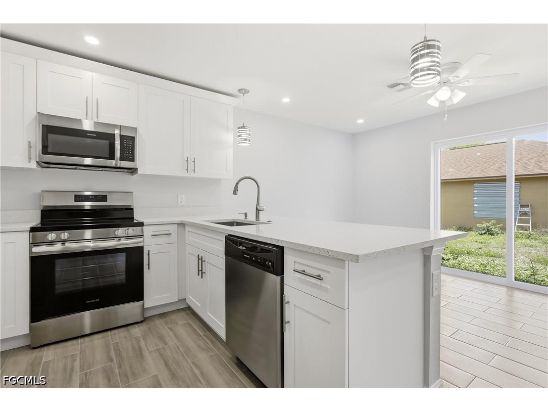 2955 Dunbar Avenue #A Fort Myers FL 33916 2026025693 image2