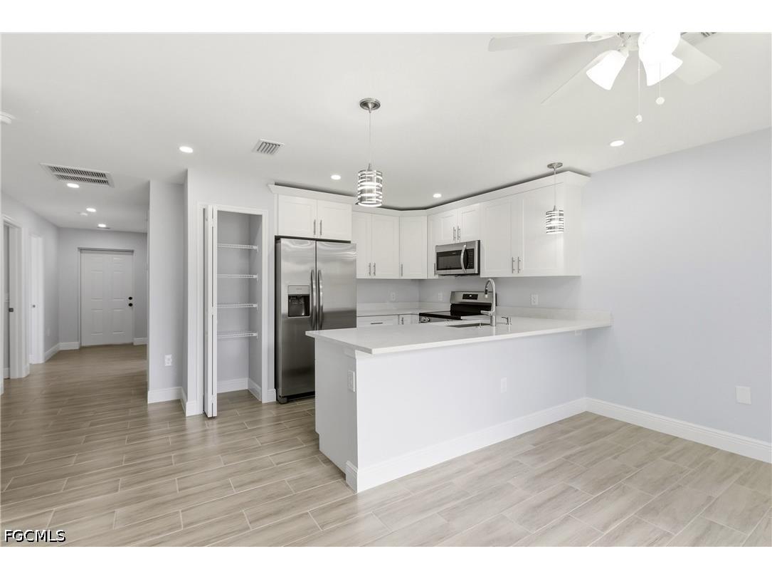 2955 Dunbar Avenue #A Fort Myers FL 33916 2026025693 image3