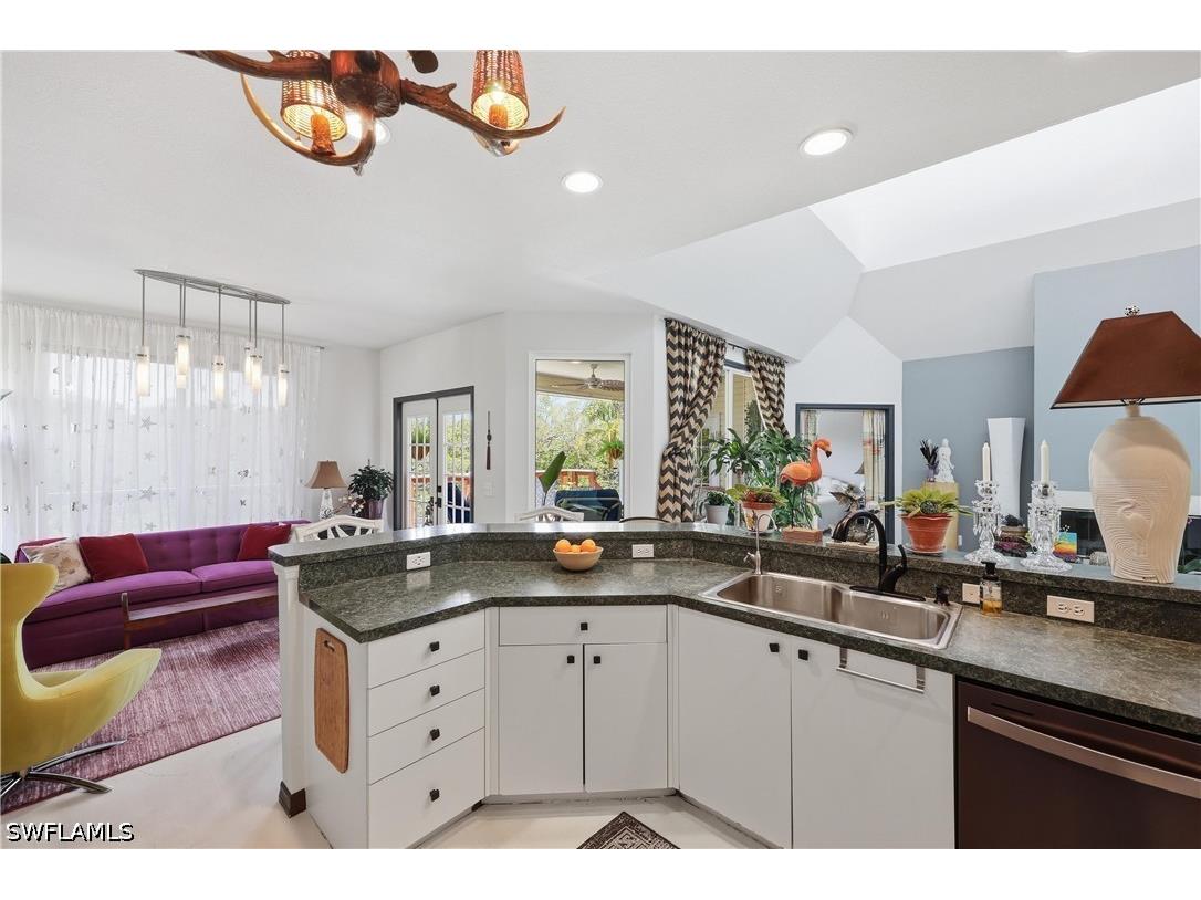 2958 Poplar Street Naples FL 34112 226020947 image8