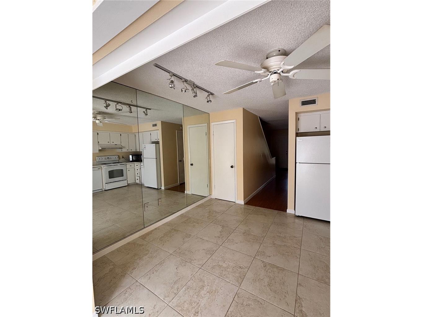 296 4th Avenue S #296 Naples FL 34102 226013475 image6