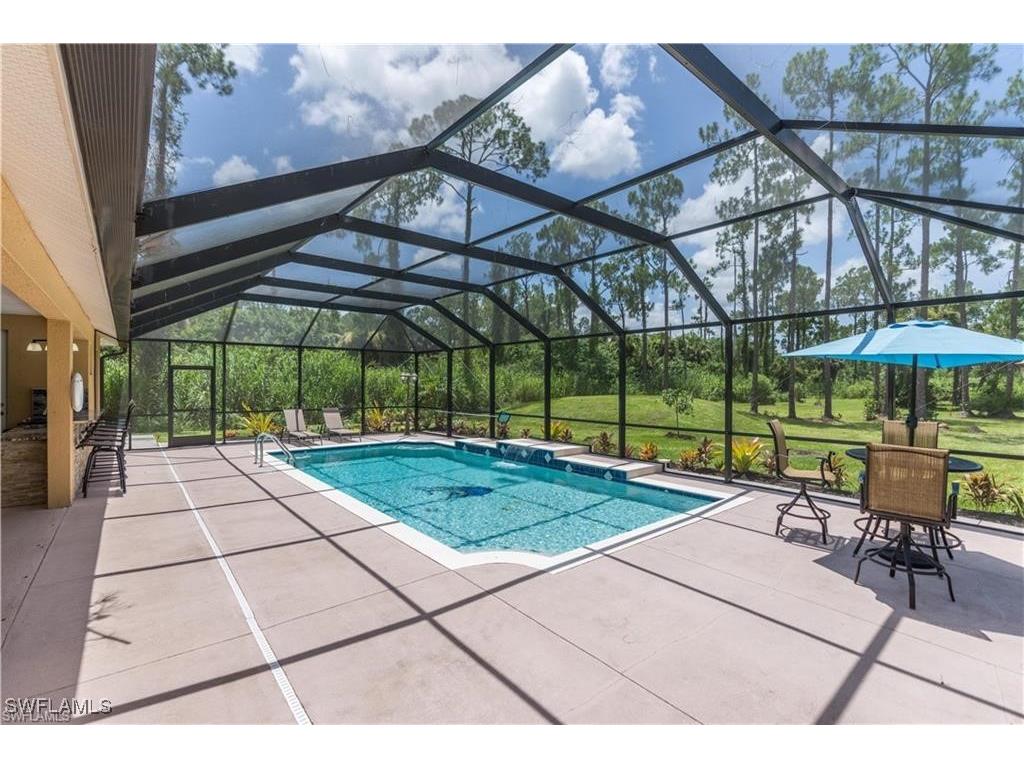 2960 10th Avenue NE Naples FL 34120 225079777 image1