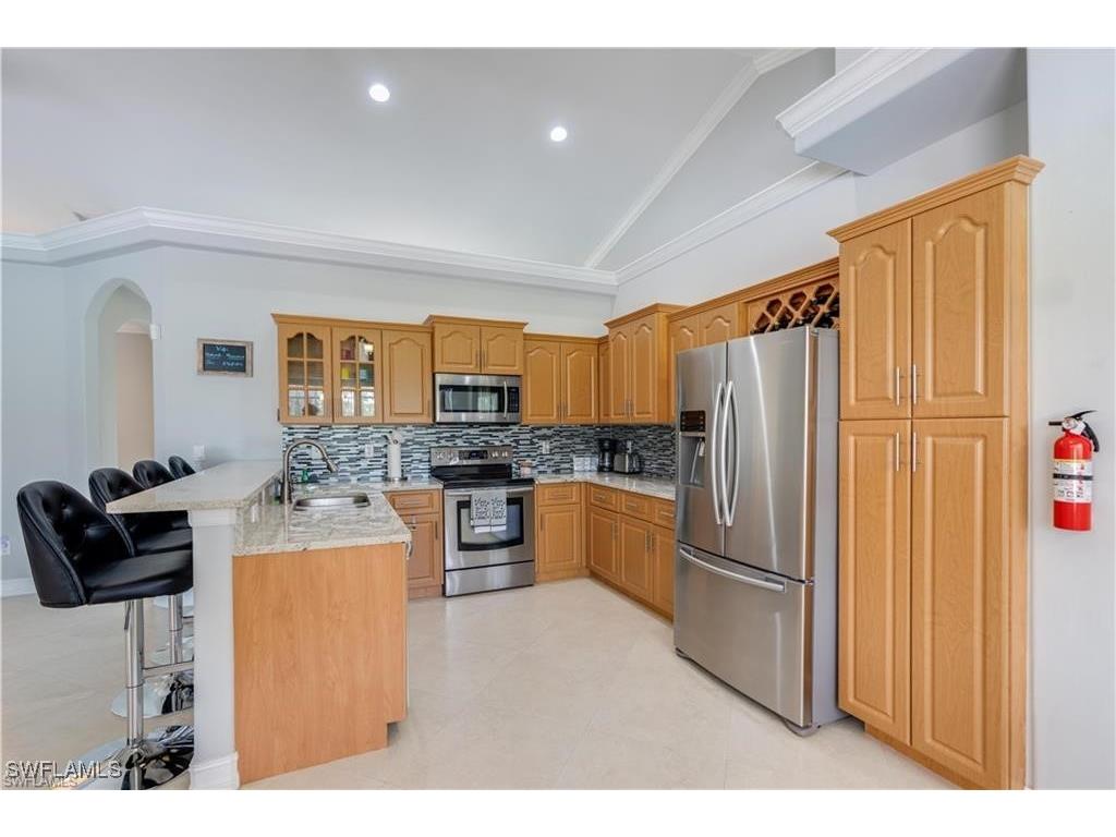 2960 10th Avenue NE Naples FL 34120 225079777 image8