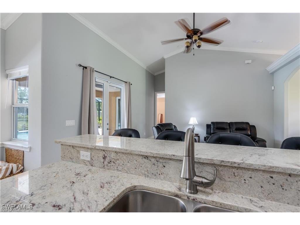 2960 10th Avenue NE Naples FL 34120 225079777 image9