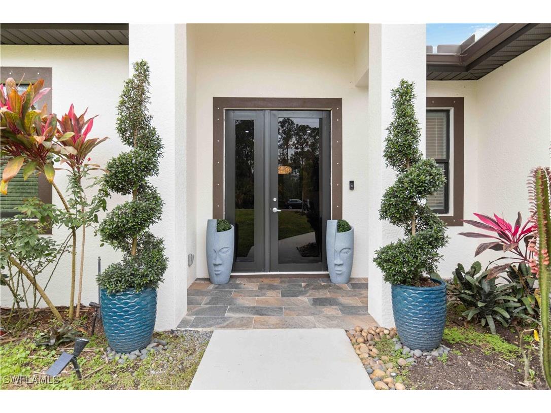 2960 6th Avenue NE Naples FL 34120 225075862 image2