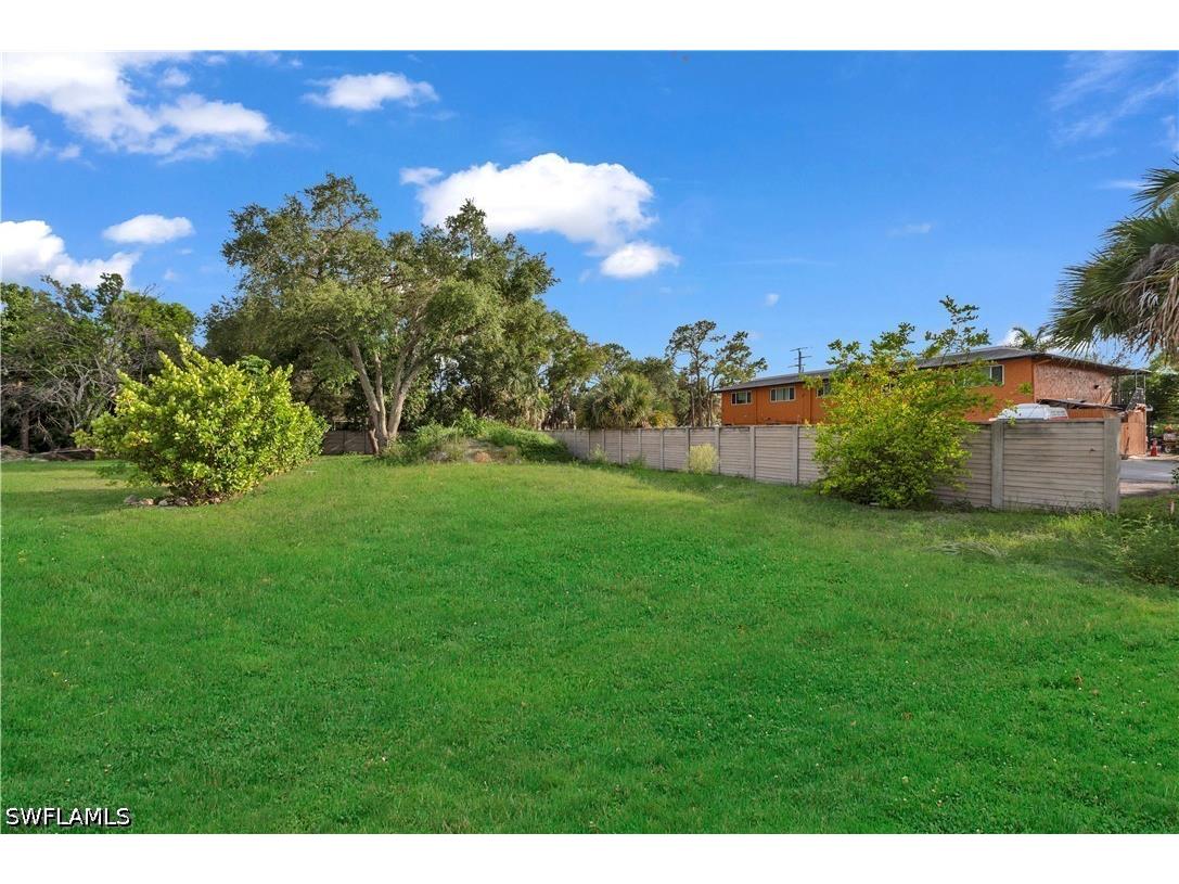 2960 Coco Avenue Naples FL 34112 226021338 image4