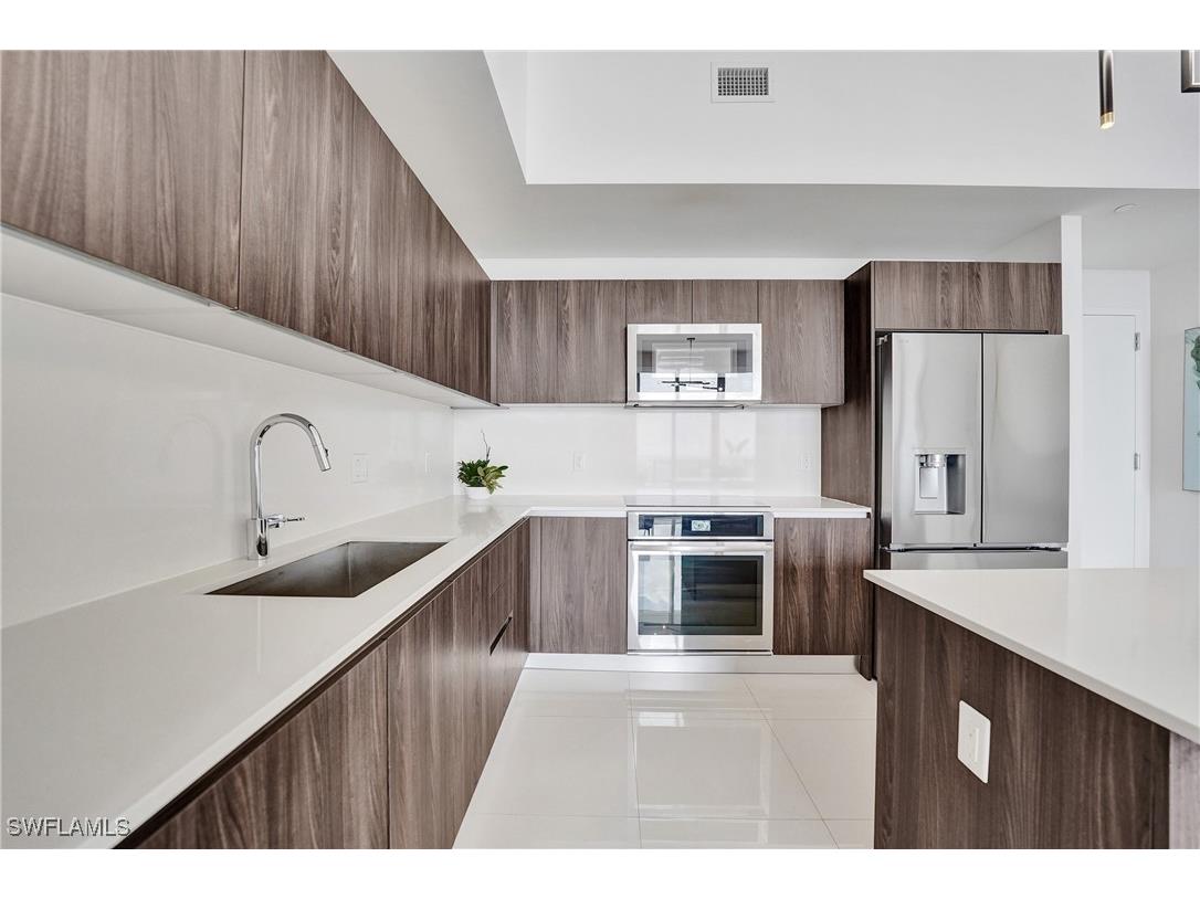  Aventura FL 33180 225078216 image20