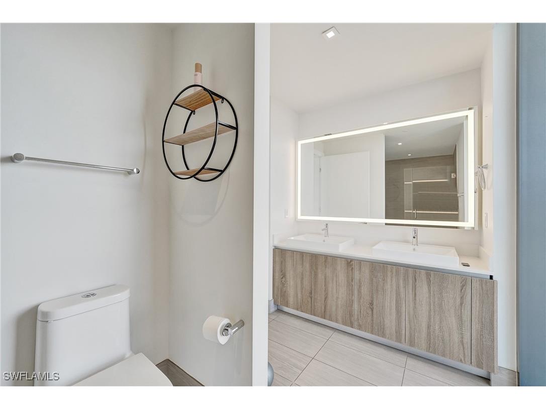  Aventura FL 33180 225078216 image34