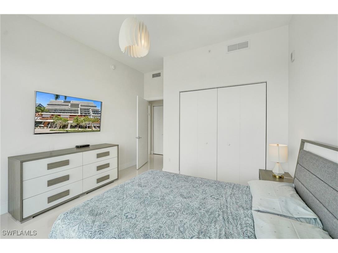  Aventura FL 33180 225078216 image37