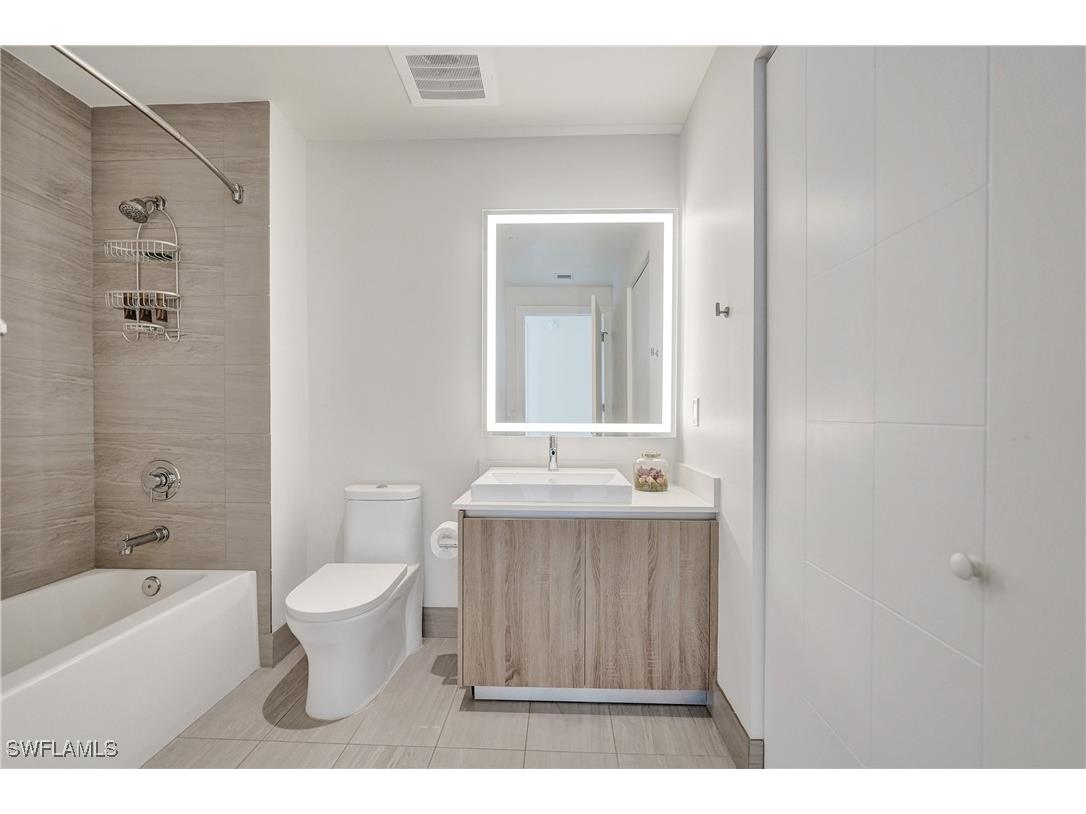  Aventura FL 33180 225078216 image40