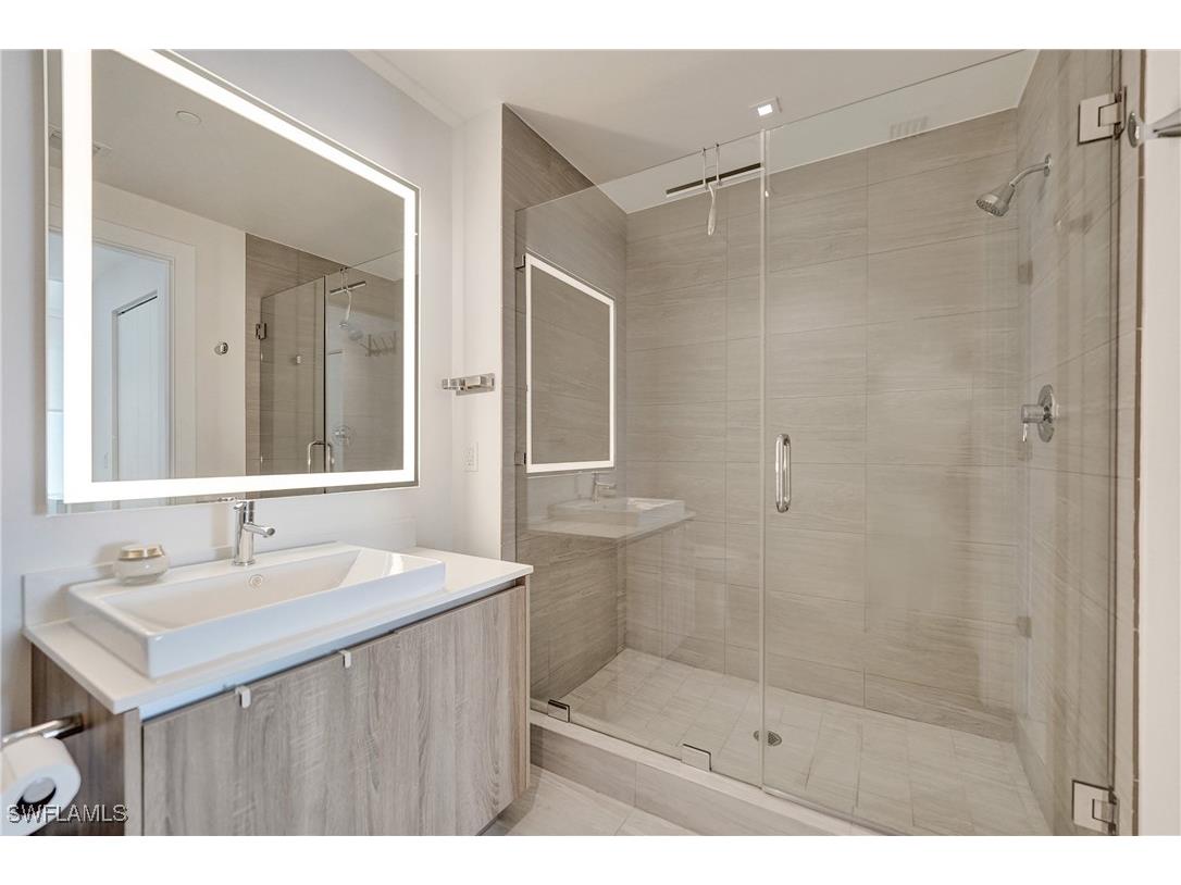  Aventura FL 33180 225078216 image45