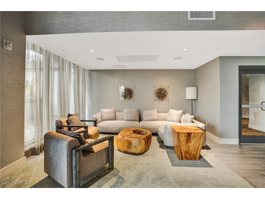  Aventura FL 33180 225078216 image5