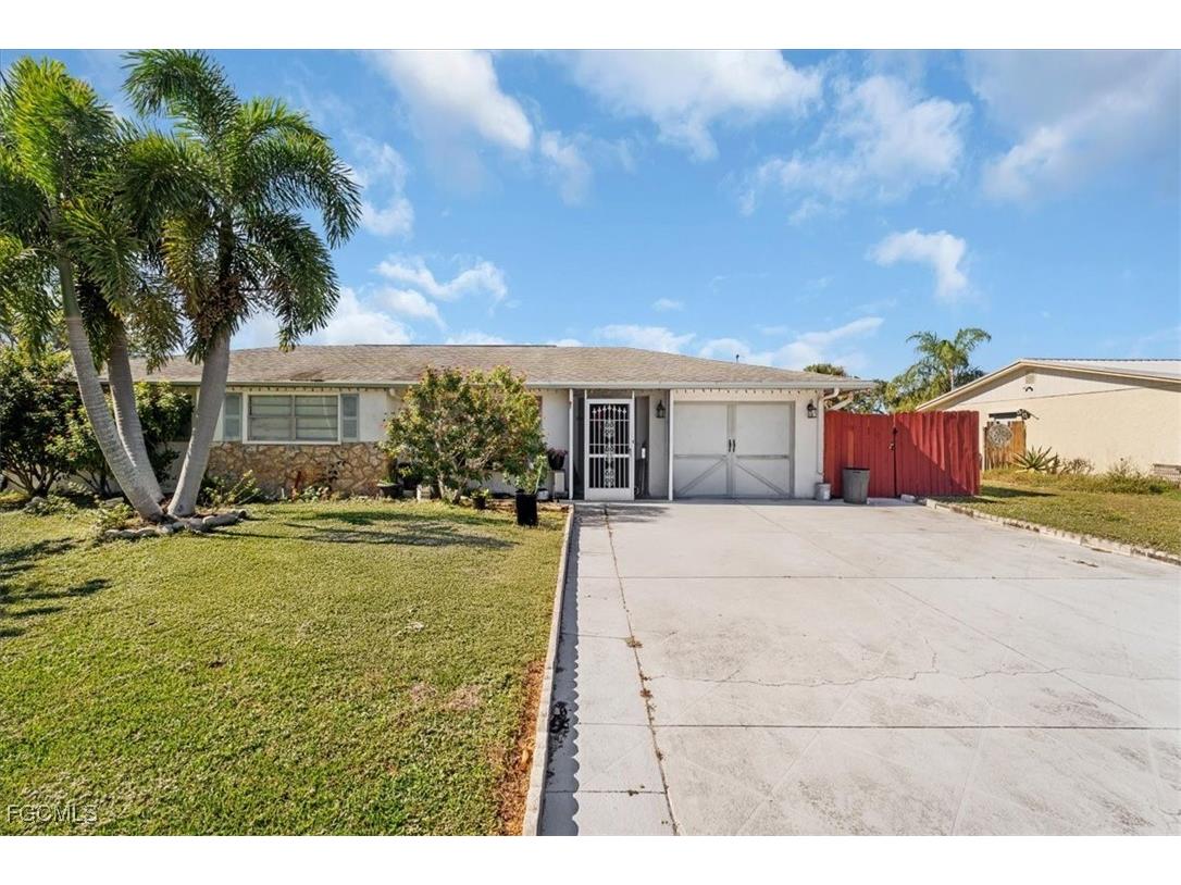 2960 Renee Court Fort Myers FL 33905 2025023109 image1