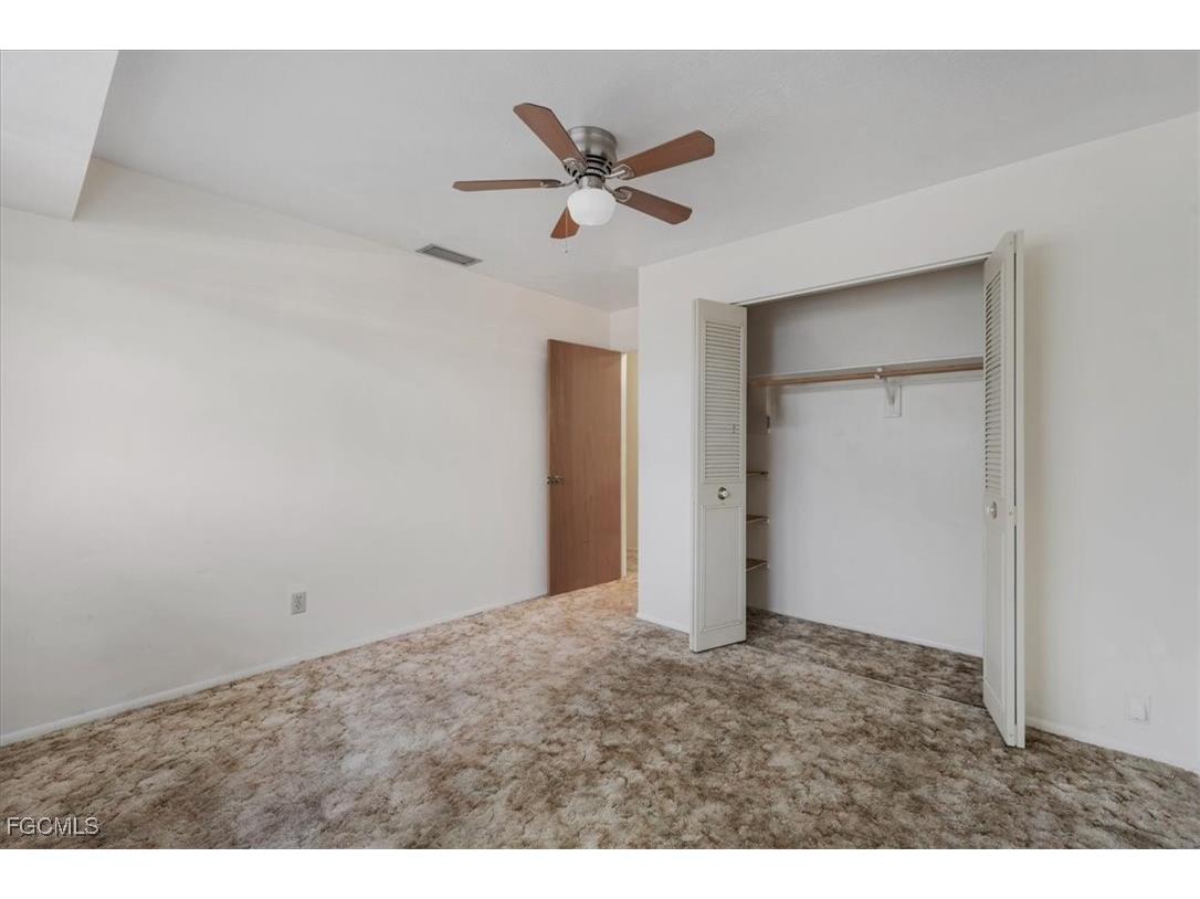 2960 Renee Court Fort Myers FL 33905 2025023109 image18