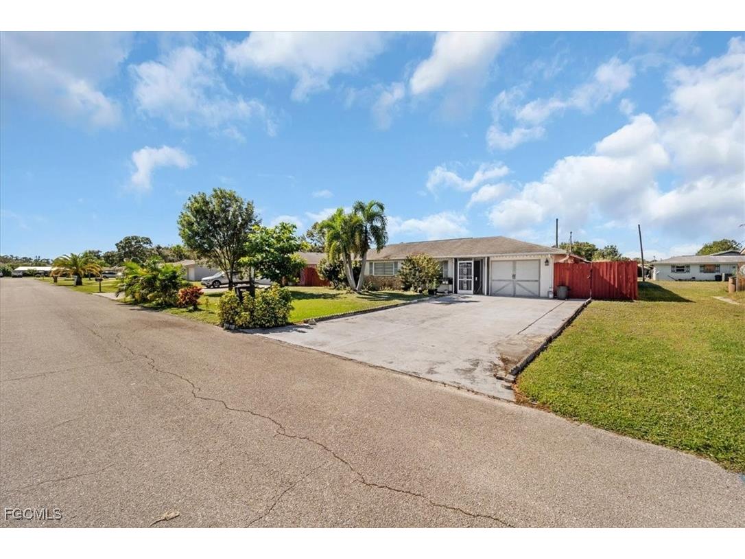 2960 Renee Court Fort Myers FL 33905 2025023109 image4