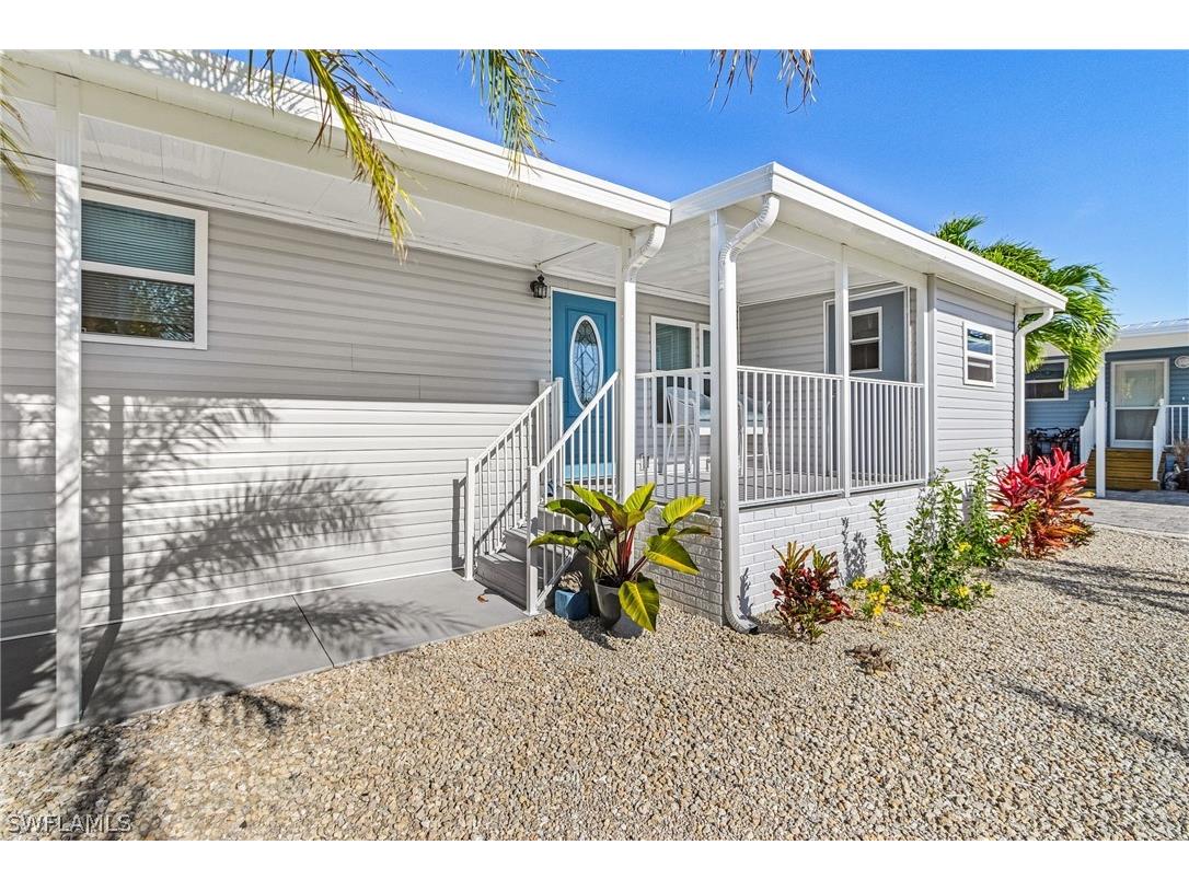 2961 Skipper Lane Saint James City FL 33956 224033917 image1